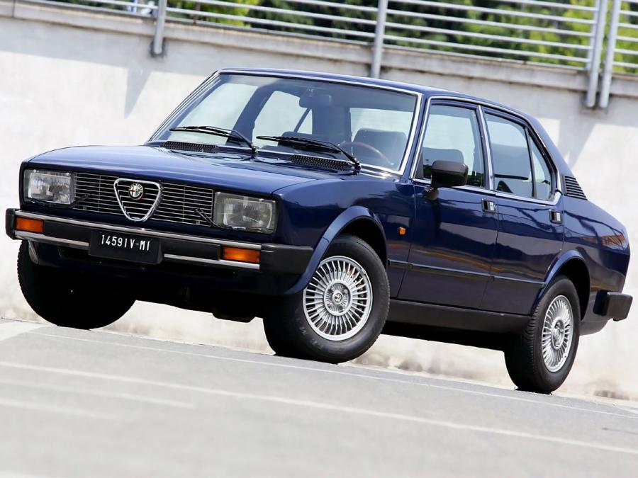  Alfa Romeo Alfetta 2.0i CEM (116) 1983 года  (фото 4 из 4)
